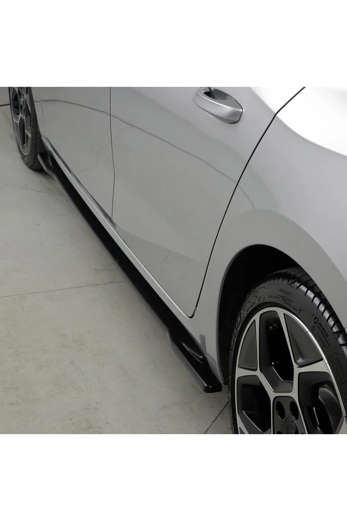 OPEL Astra L 2020+ Birebir Uyumlu Full Aero Body Kit OPEL Astra L 2020+ Birebir Uyumlu Full Aero Body Kit